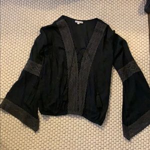 Tiara Hawaii | Black deep v top with flare sleeves